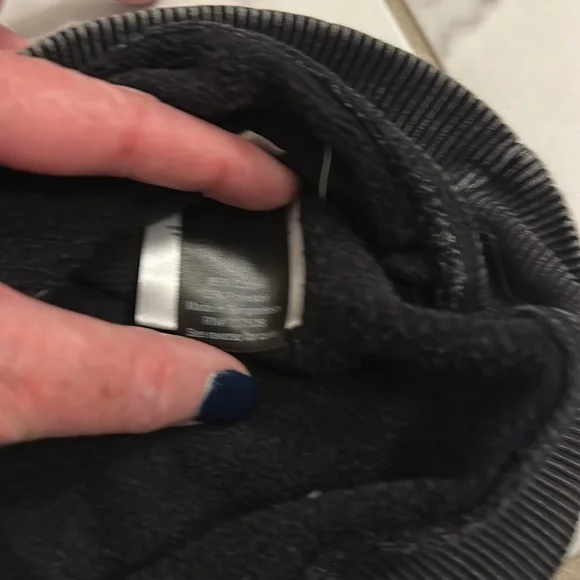 Simply Vera Wang Sweatshirt - Picture 5 of 7